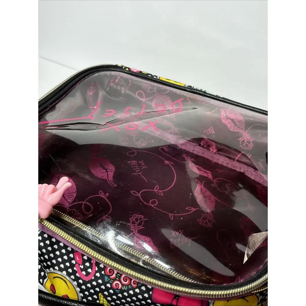 XOX Betsey Cosmetic Zipper Bag